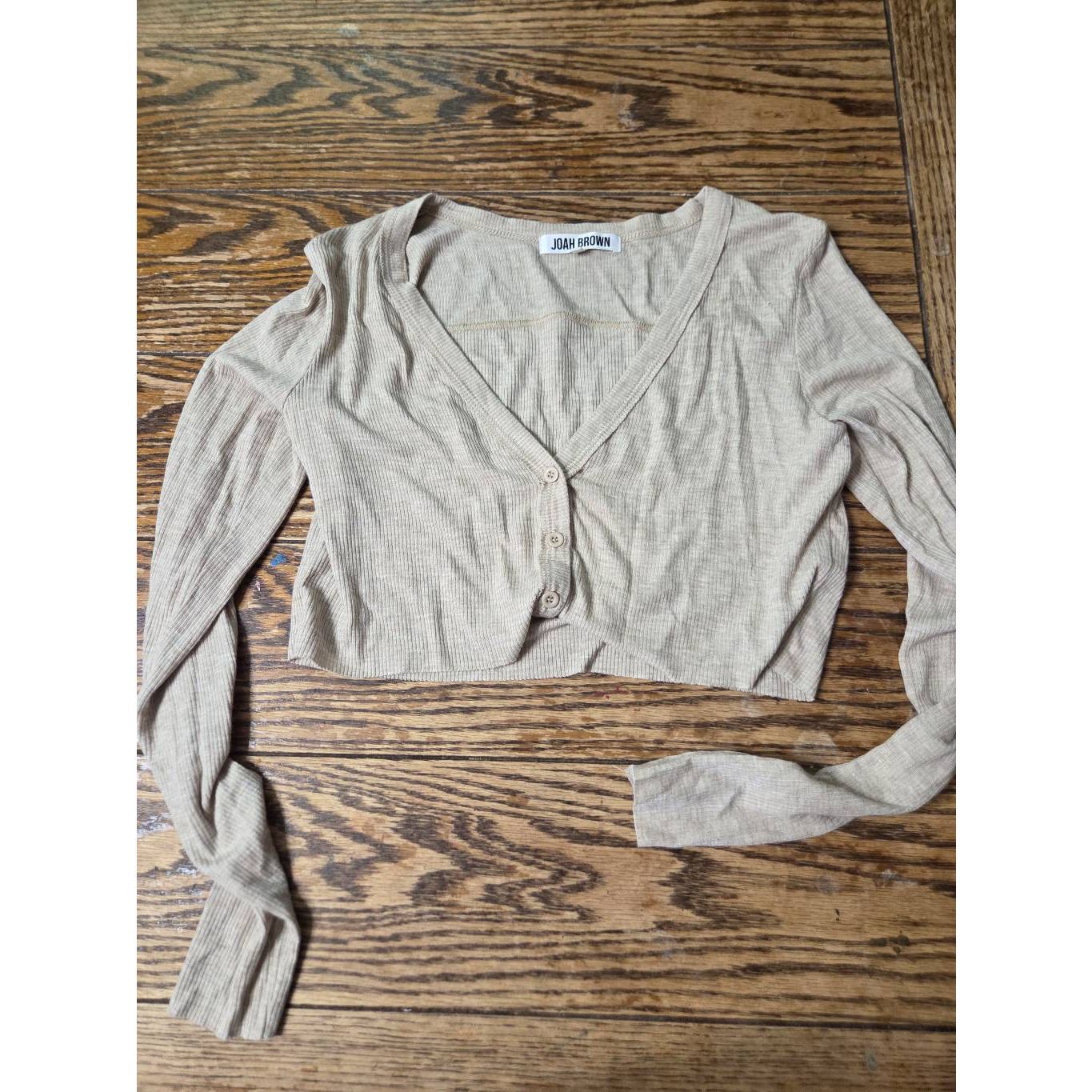 Joah Brown Super Crop Button Cardigan In Beige Ribbed One Size